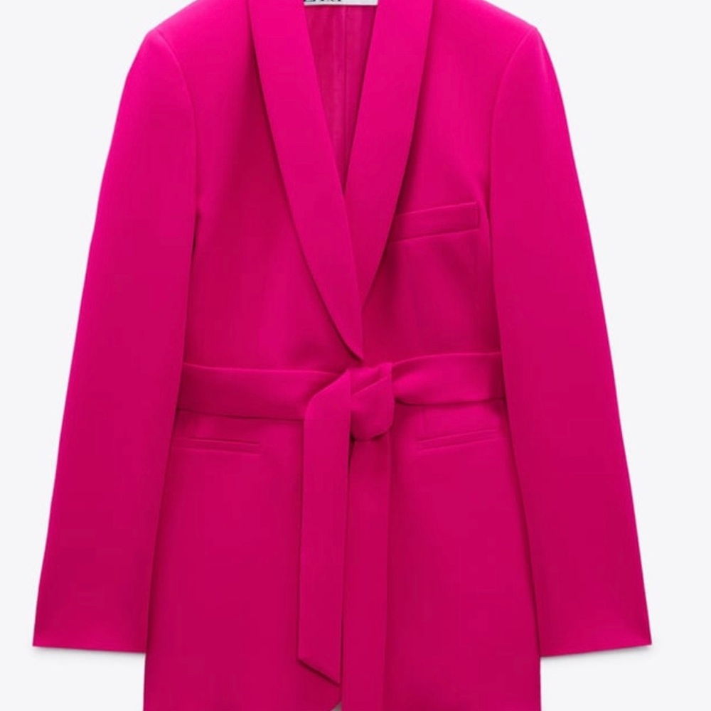 Blazer fucsia marca Zara
